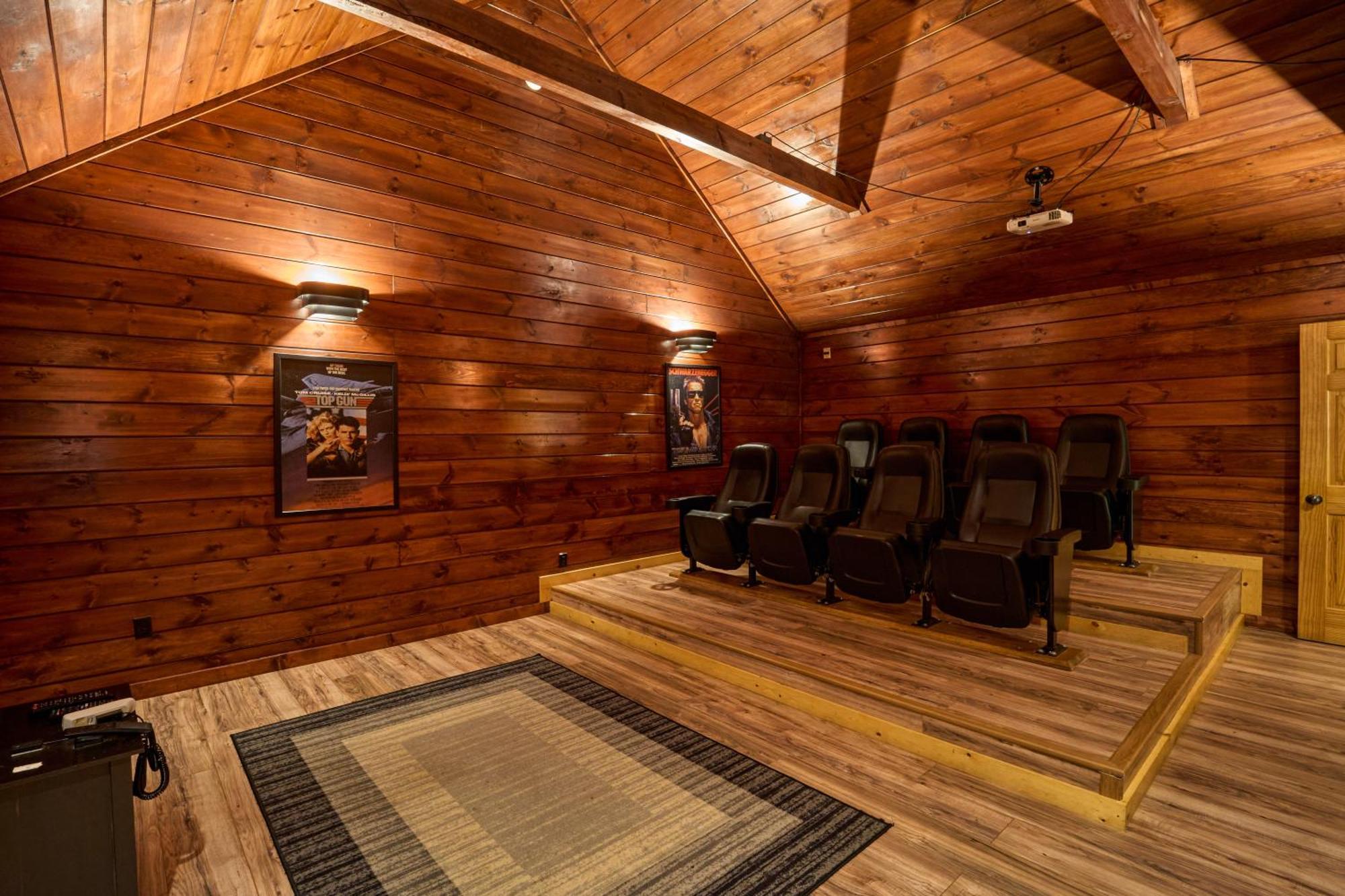 Firefly Lodge Holiday Home แกตลิงเบิร์ก ภายนอก รูปภาพ